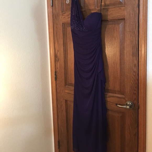 Prom Dress - Picture 4 of 5