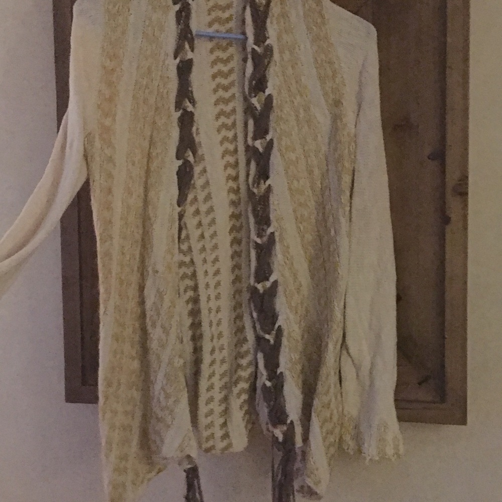 BKE The buckle cardigan like new