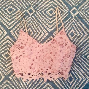 ASTR Blush Pink Floral Crop Top (size S)