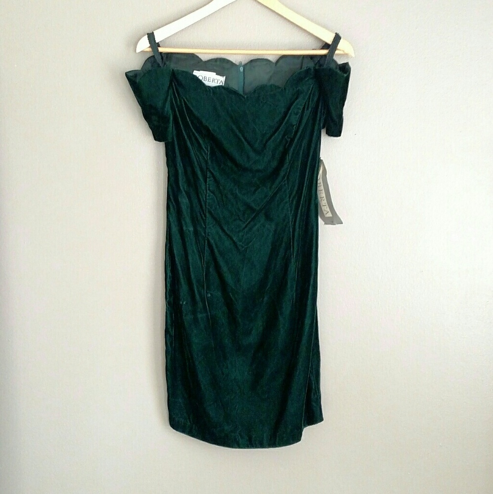 Vintage green scalloped dress