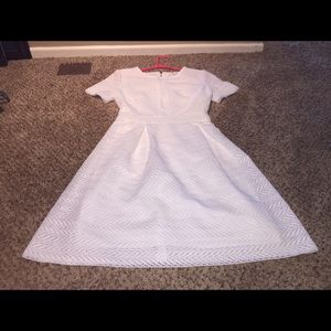 Mindy Mae’s Market white midi dress size small