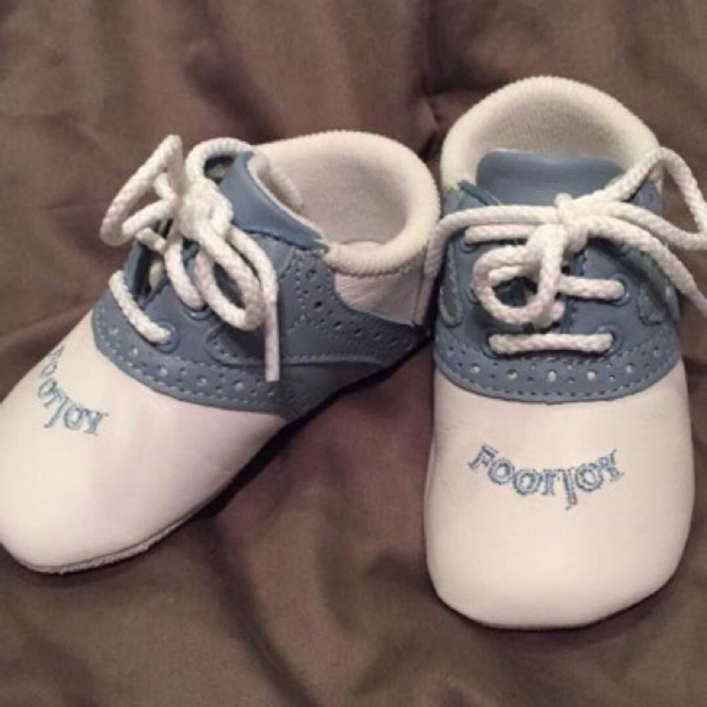 Baby golf shoes