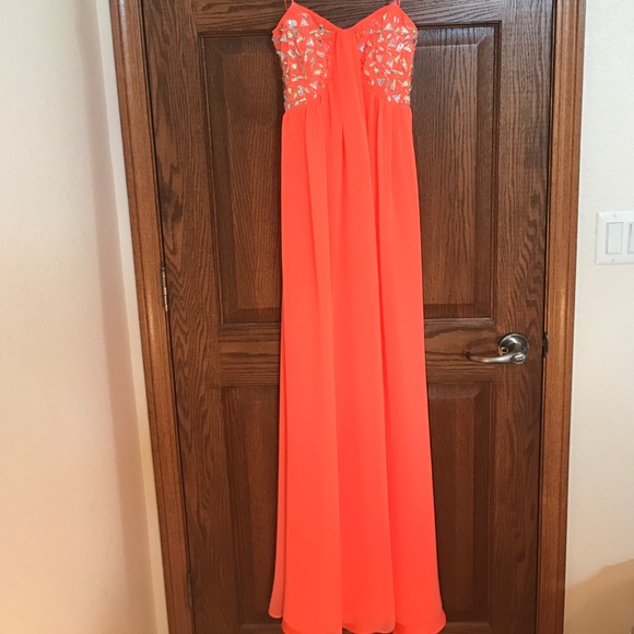 Prom Dress - Picture 3 of 7