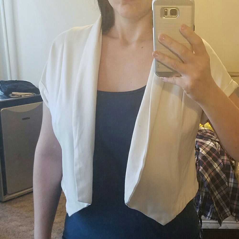 Love21 Bolero Crop Blazer