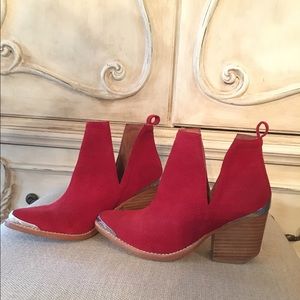 Jeffrey Campbell Cromwell boots-like new!