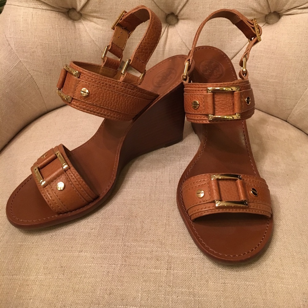 Brown leather Tory Burch wedges