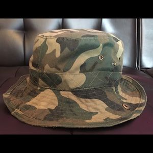 Camo fisher hat