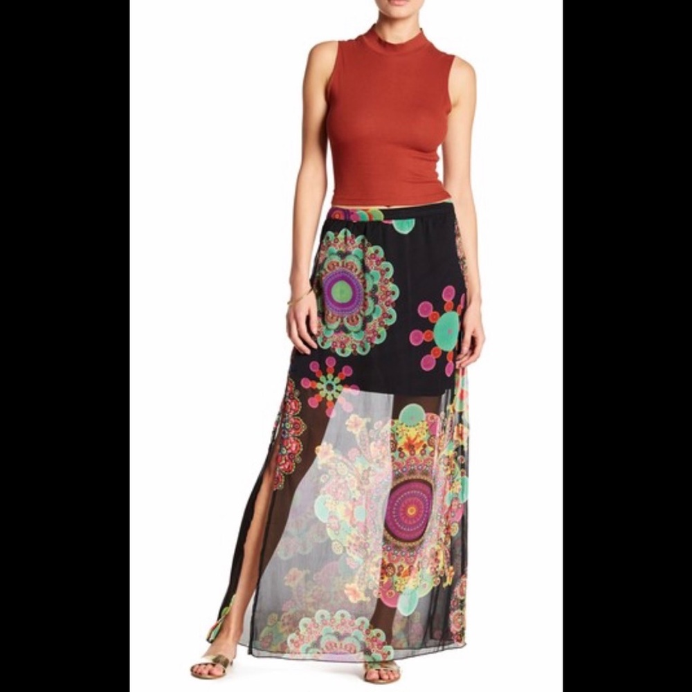Viky Maxi Skirt