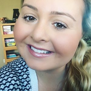 Meet your Posher, Nikki