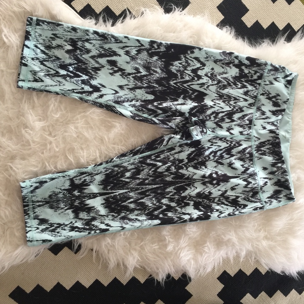 Z by Zella cropped leggings