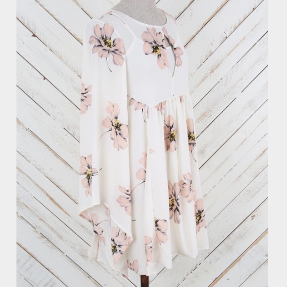 floral dress - Picture 2 of 4