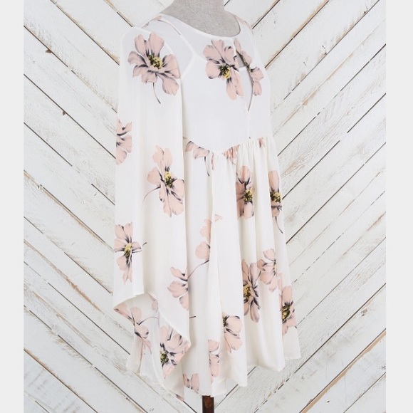 floral dress - Picture 2 of 4