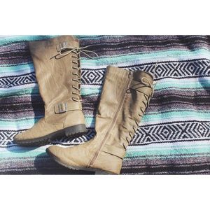 lace up boots