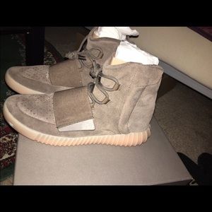 Yeezy Boost 750 chocolate