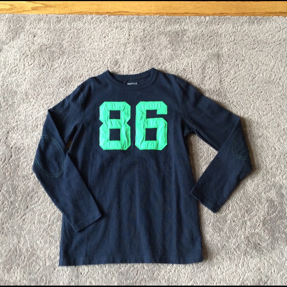 Gap shirt