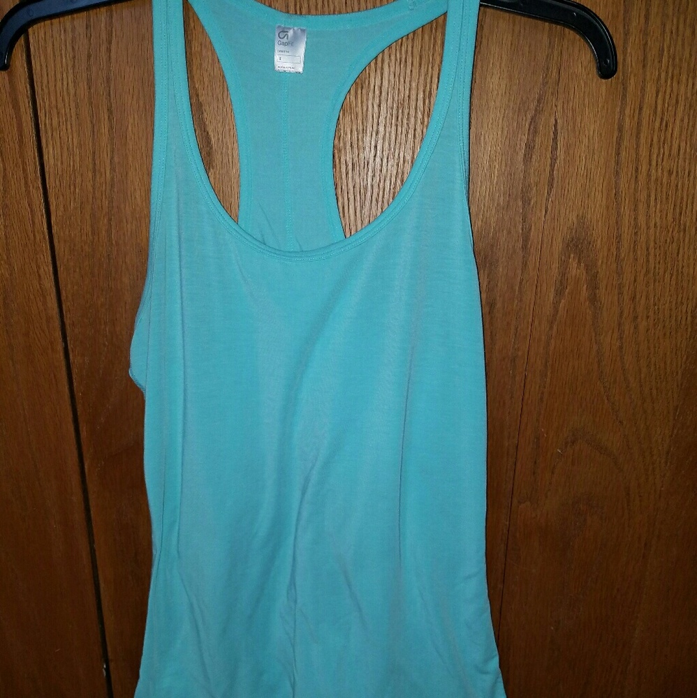 Workout tank
