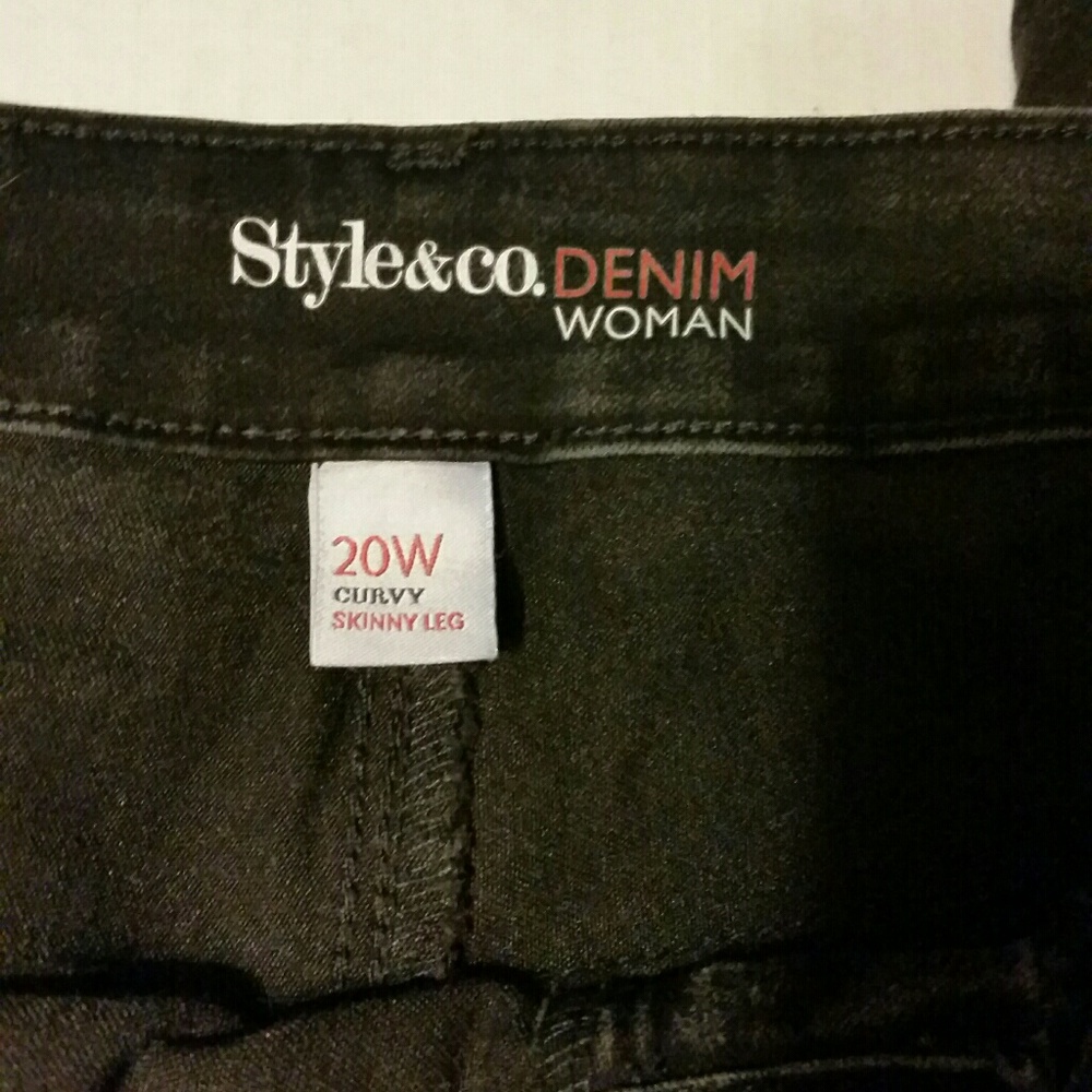 women's black style and co skinny jeans.