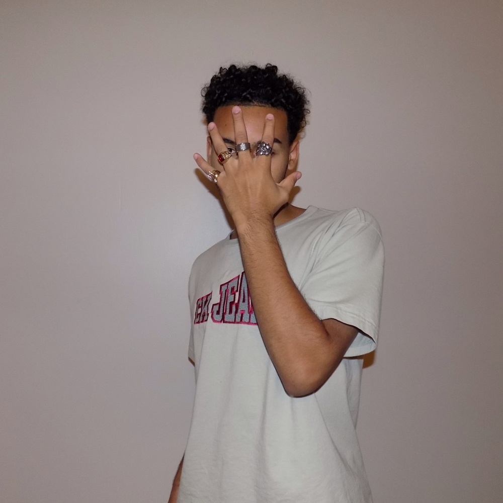 Meet your Posher, Dev