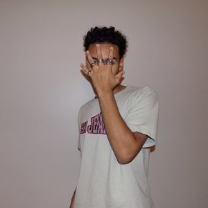 Meet your Posher, Dev