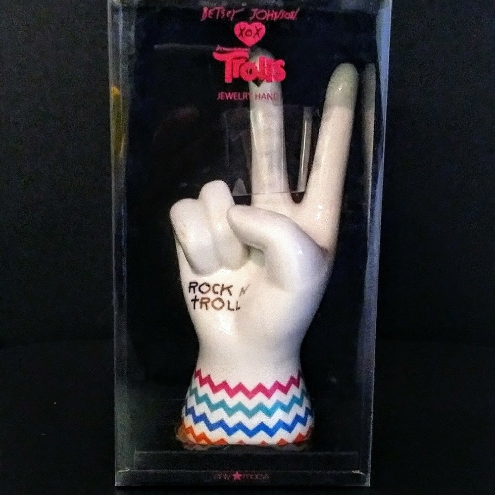 Bestey Johnson figurine