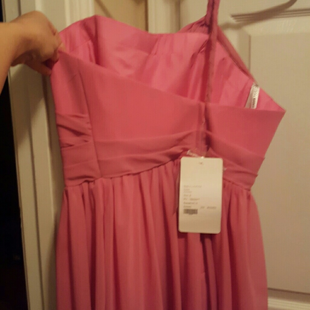 Dress - Picture 3 of 3