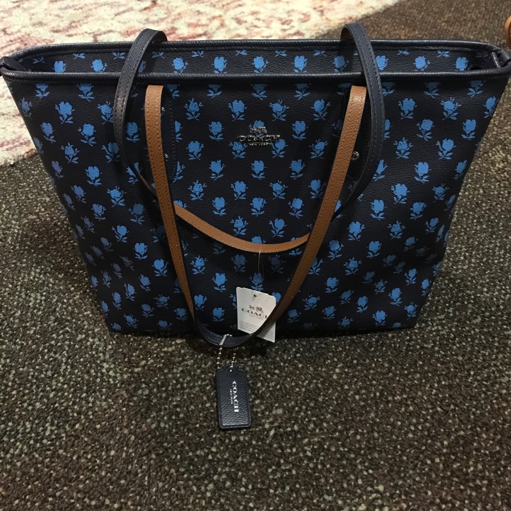 NWT Coach Navy Blue Floral Tote Purse