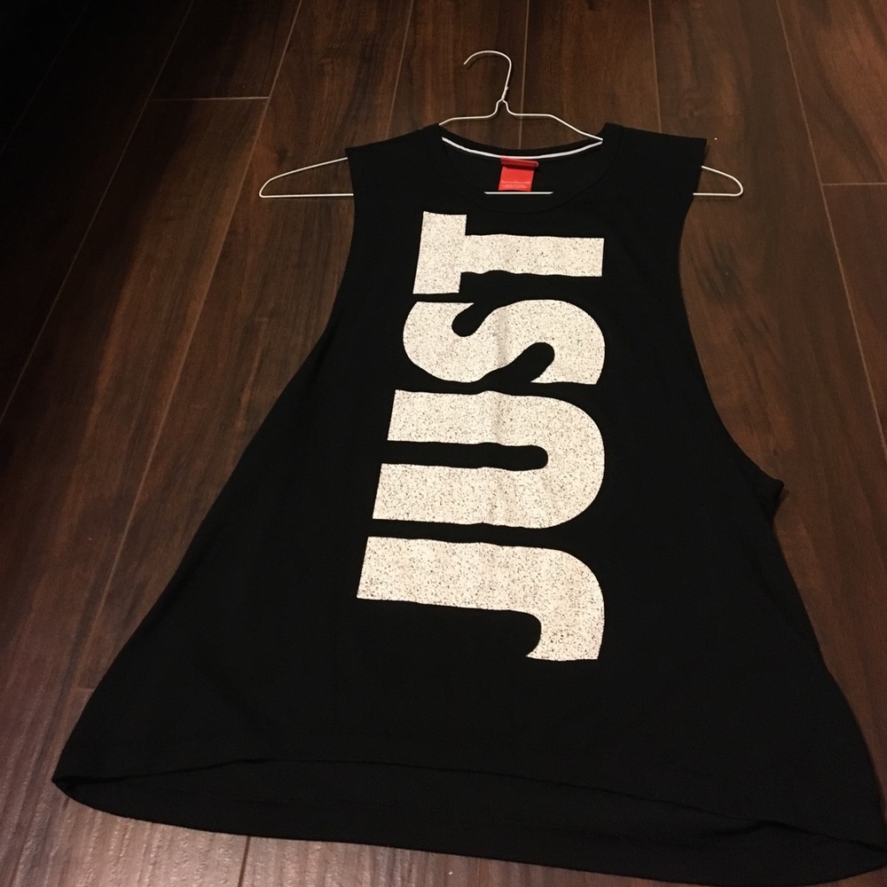 Nike workout top