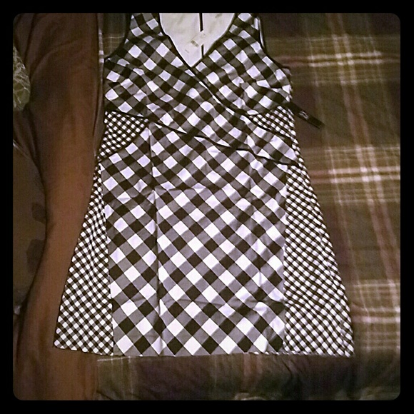 Spring Dress - Picture 1 of 3