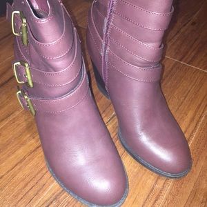 Burgundy booties size 7.5 like new only worn once