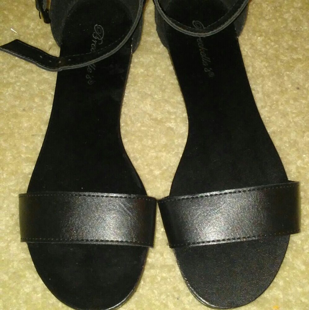 Black Summer gladiator sandals