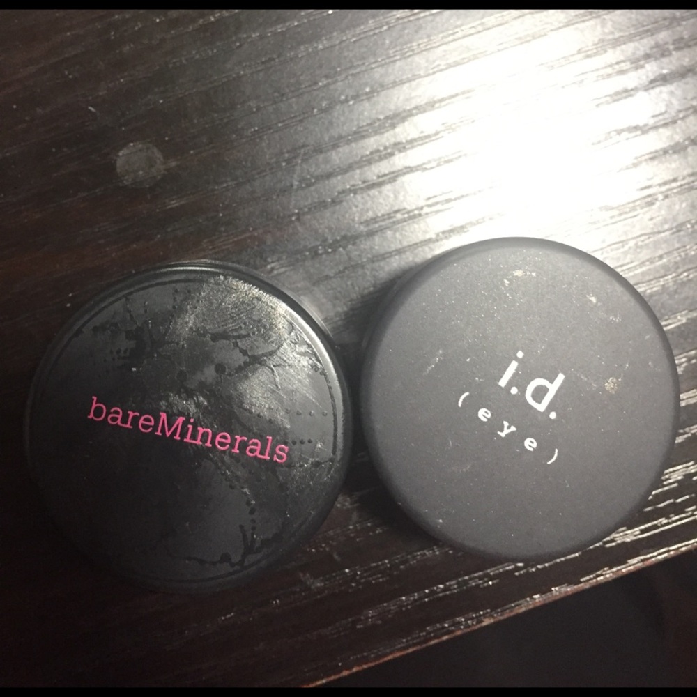 Bare minerals .02 oz loose eyeshadow