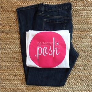 FREE GIVEAWAY😊 Perfectly Posh Tee 😊 Follow Game