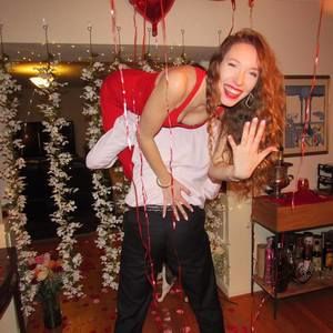 Meet your Posher, Maria