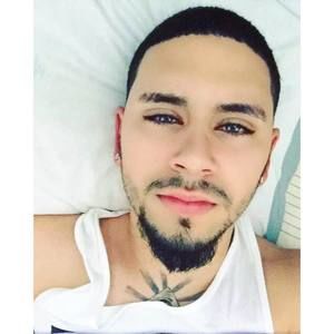 Meet your Posher, Christopher