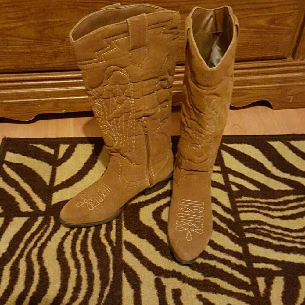 NWOT Brown Knee high Cowgirl dress boots
