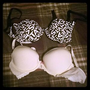 2 Victoria's Secret Bras