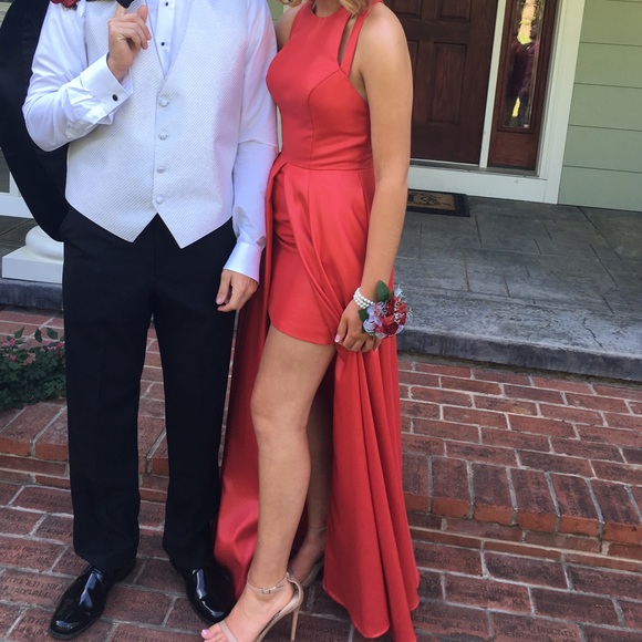 Chic red prom/formal dress - Picture 2 of 6