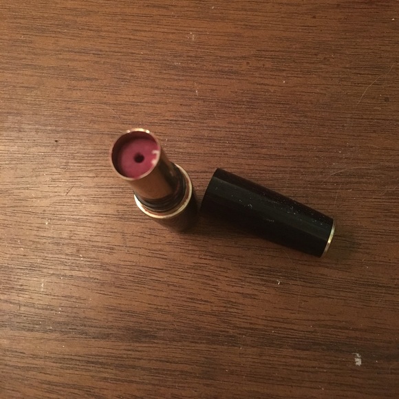 Lipstick - Picture 2 of 3