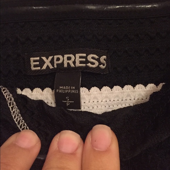 Banded fit and flare white & black short dress - Picture 3 of 3