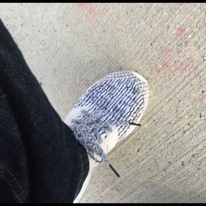 Meet your Posher, Isaac