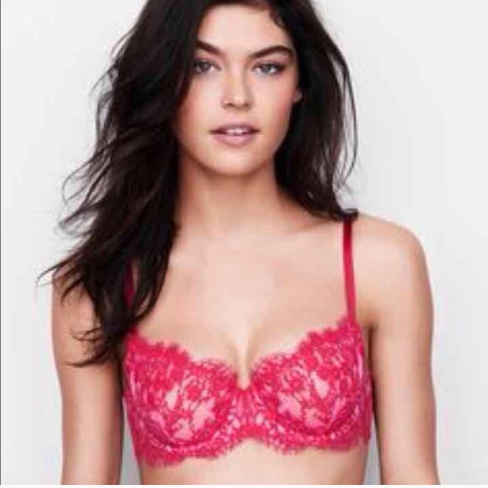 NWT Victoria's Secret unlined bra 32D