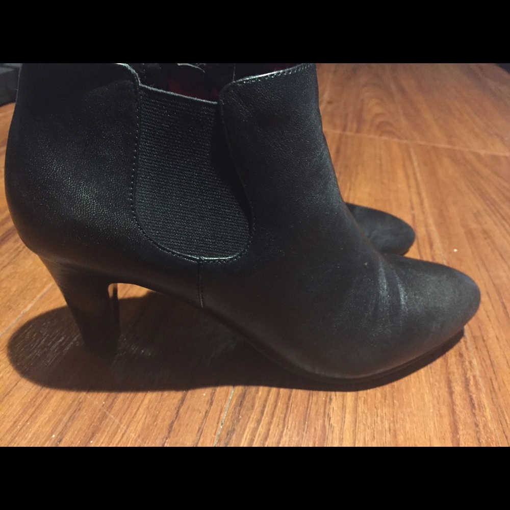 Black Bandolino Booties used size 8