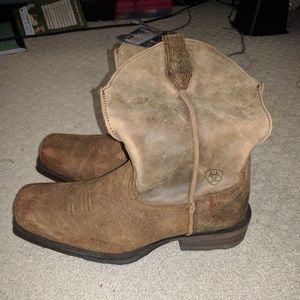 Ariat Rambler Cowboy Boots