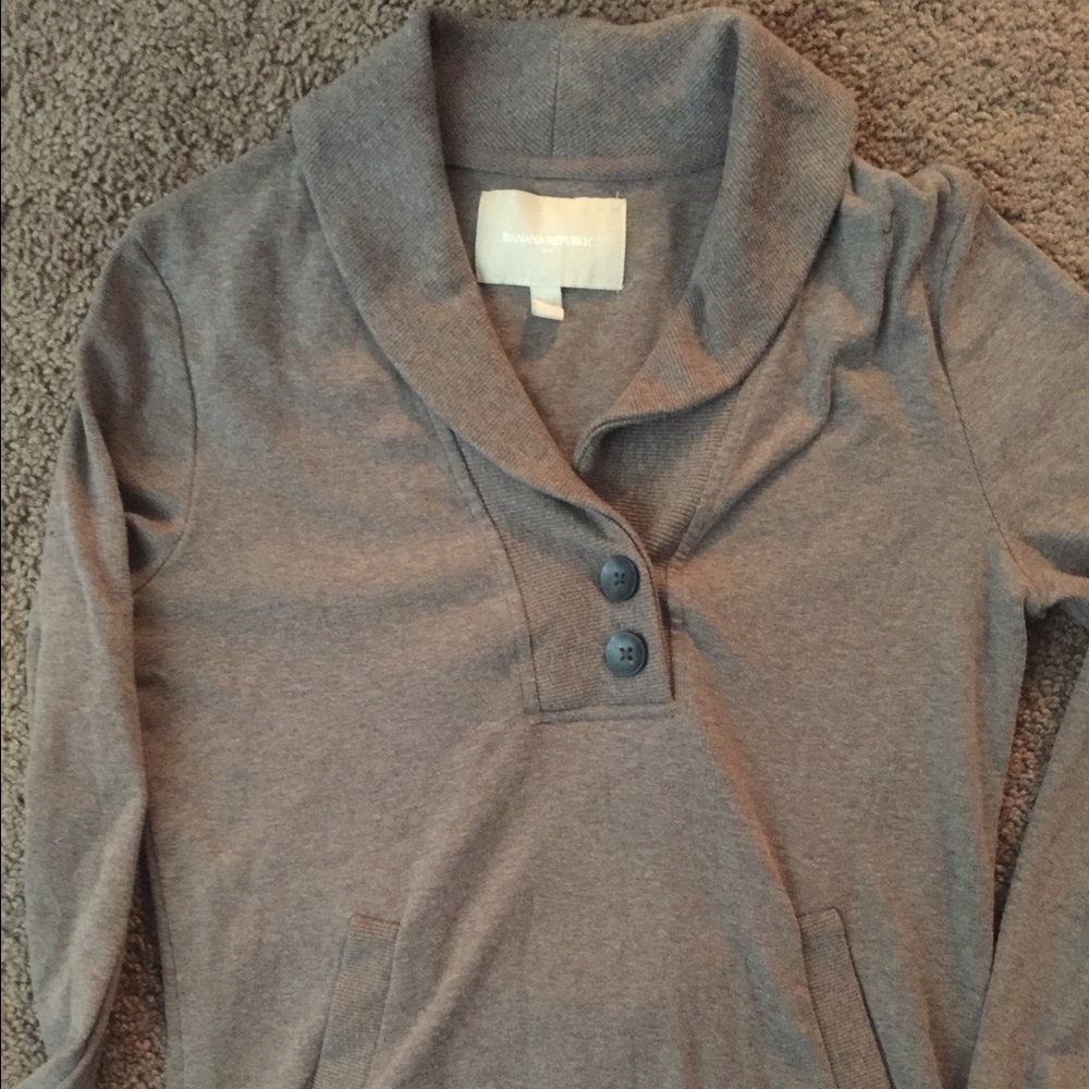 Women's Sweater, gently used