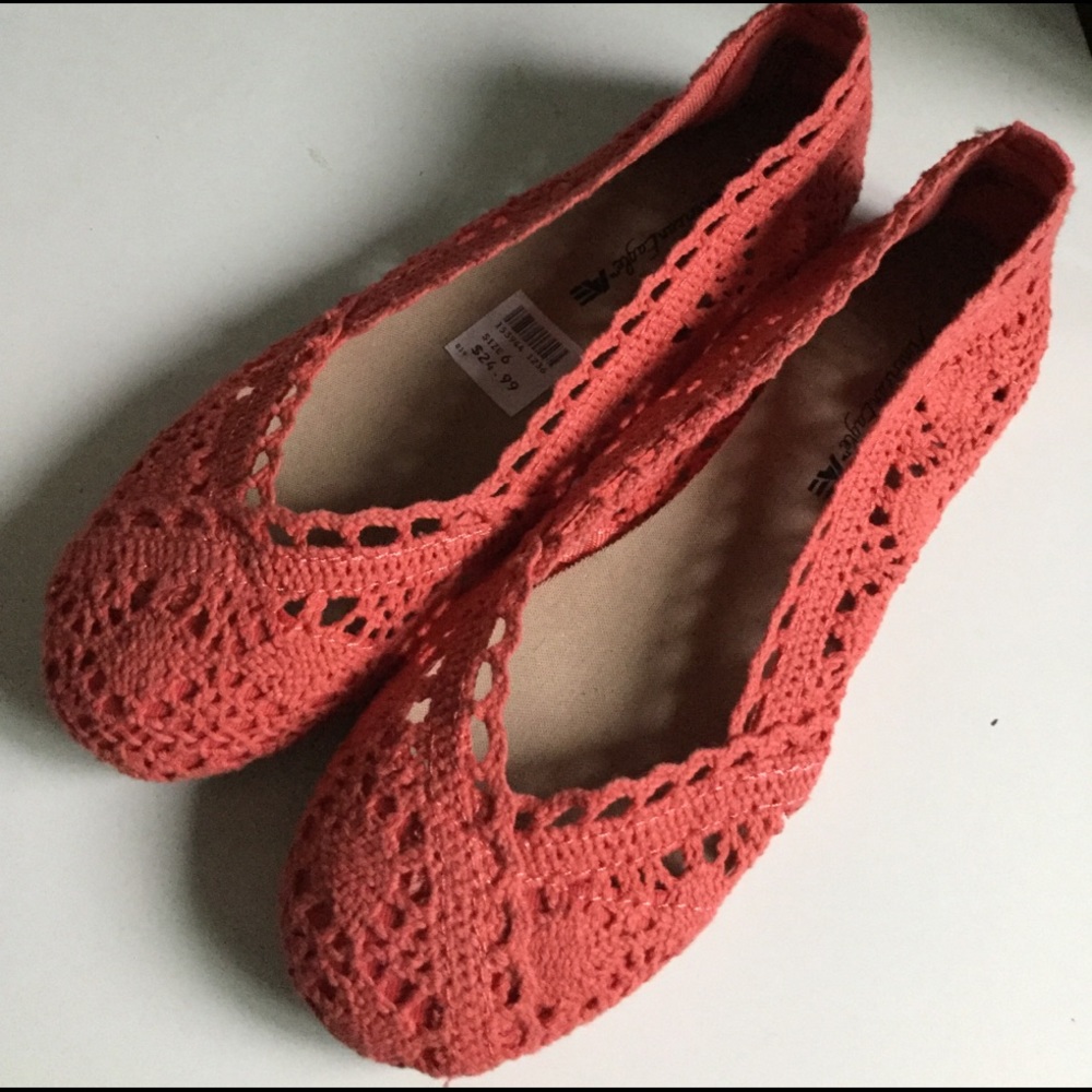 AE Lace Flats