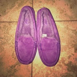 Ugg moccasins size 8