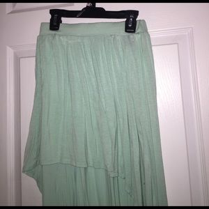 Tapered mint green skirt