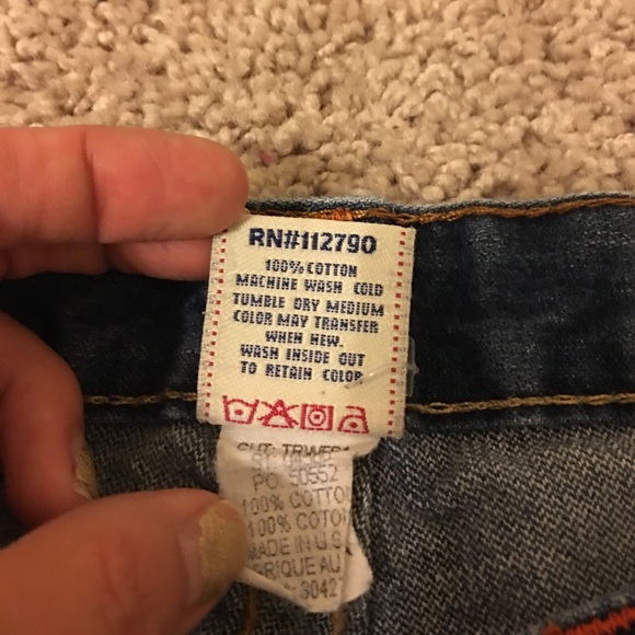 True Religion Jeans BOBBY size 28 distressed - Picture 8 of 8