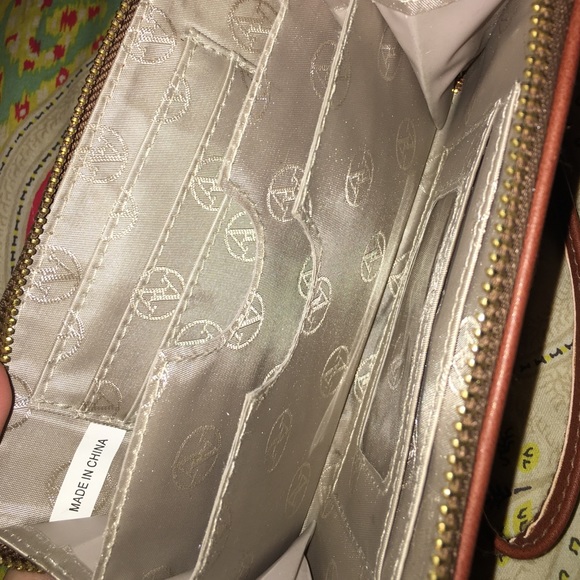 Wallet - Picture 4 of 6