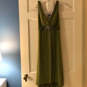 Gorgeous green jeweled formal dress size 4